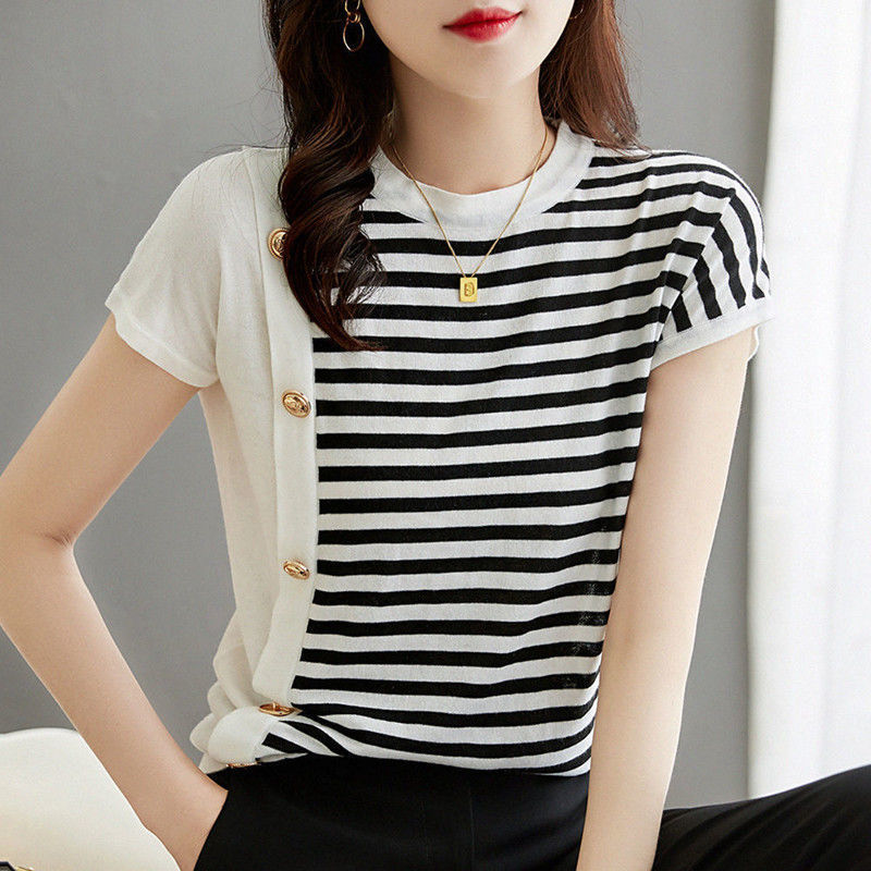 Round Neck Black And White Striped T-shirt For Women